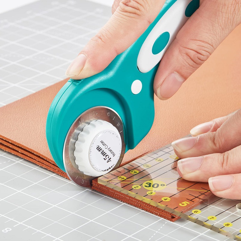 Pisau Potong Putar 45mm dengan - Rotary Cutter Fabric ulasan dan harga
